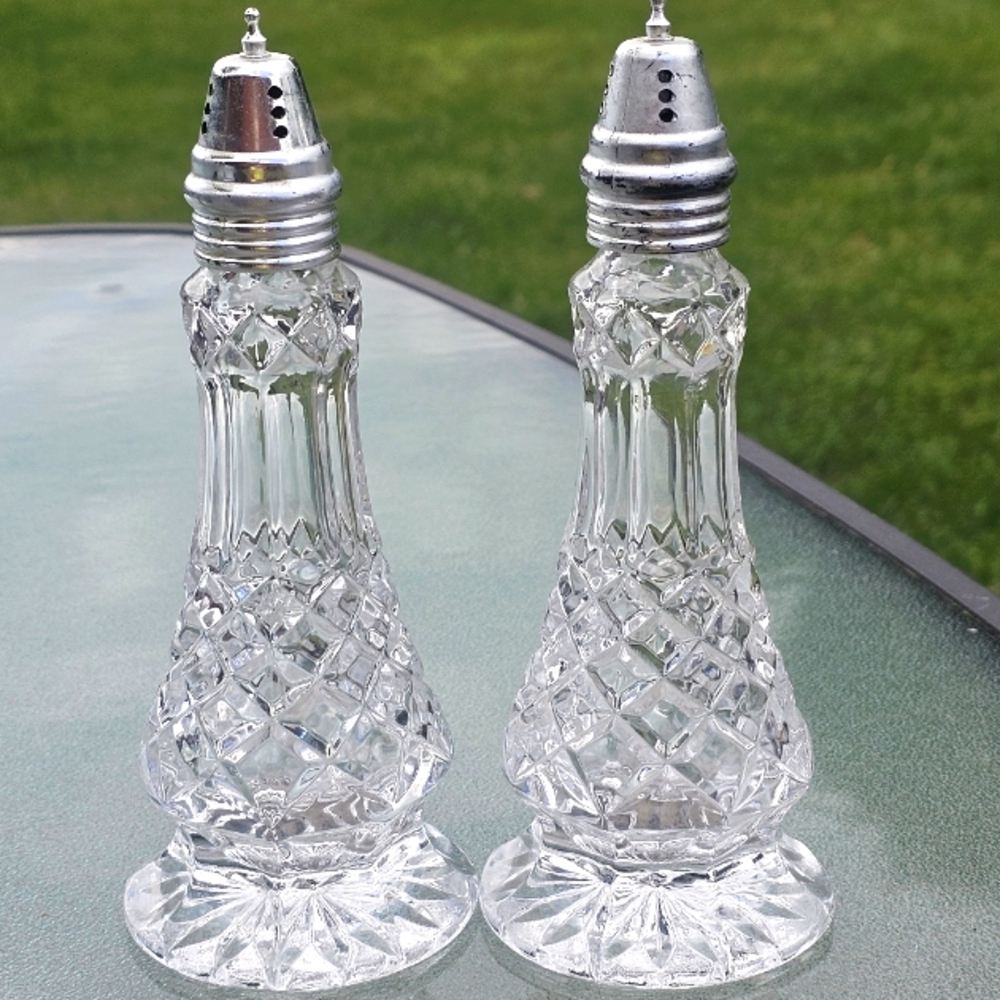 GALWAY IRISH CRYSTAL  VINTAGE SALT PEPPER FROM CLASSIC ASHFORD COLLECTION